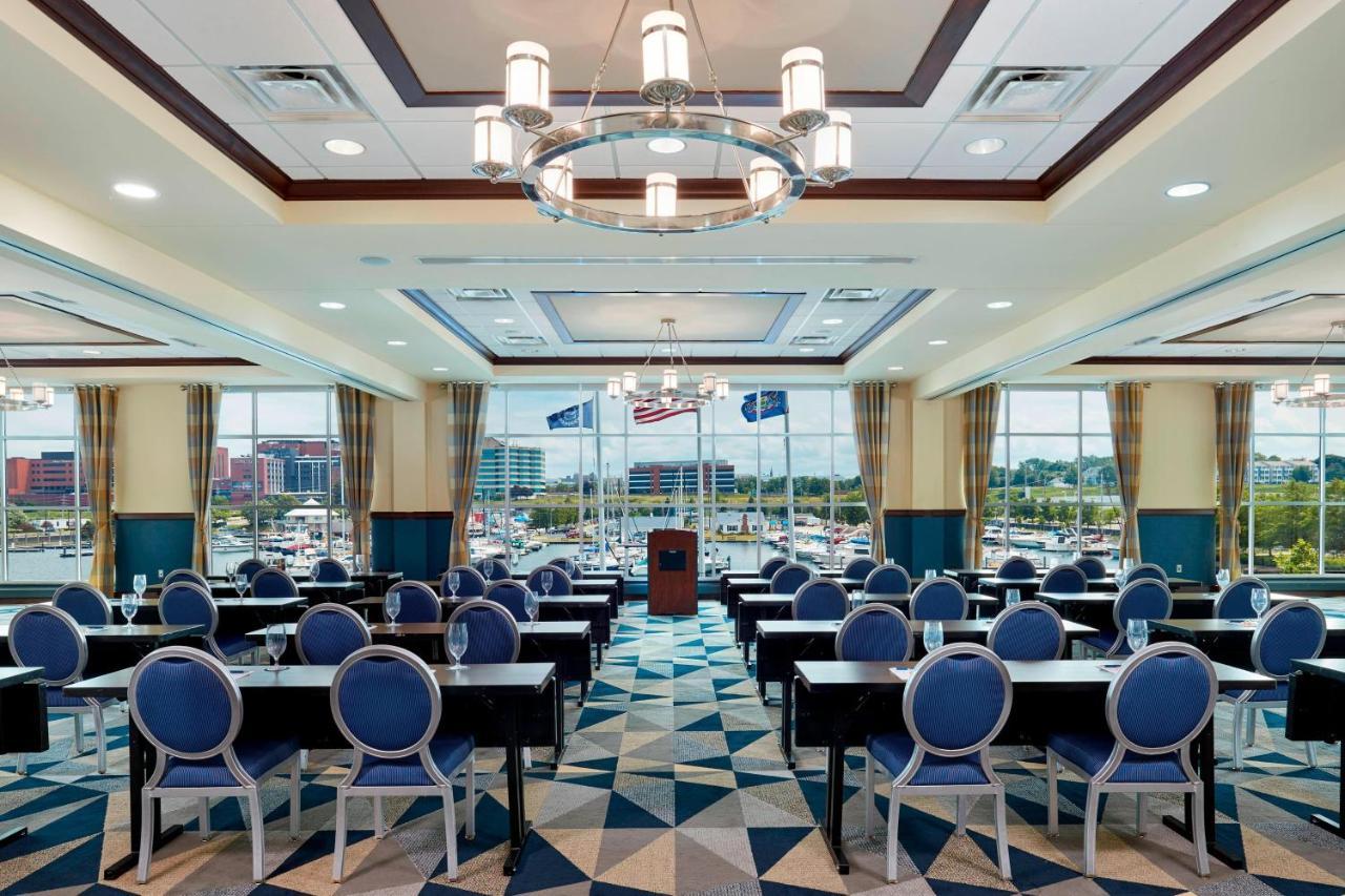 Sheraton Bayfront 4*