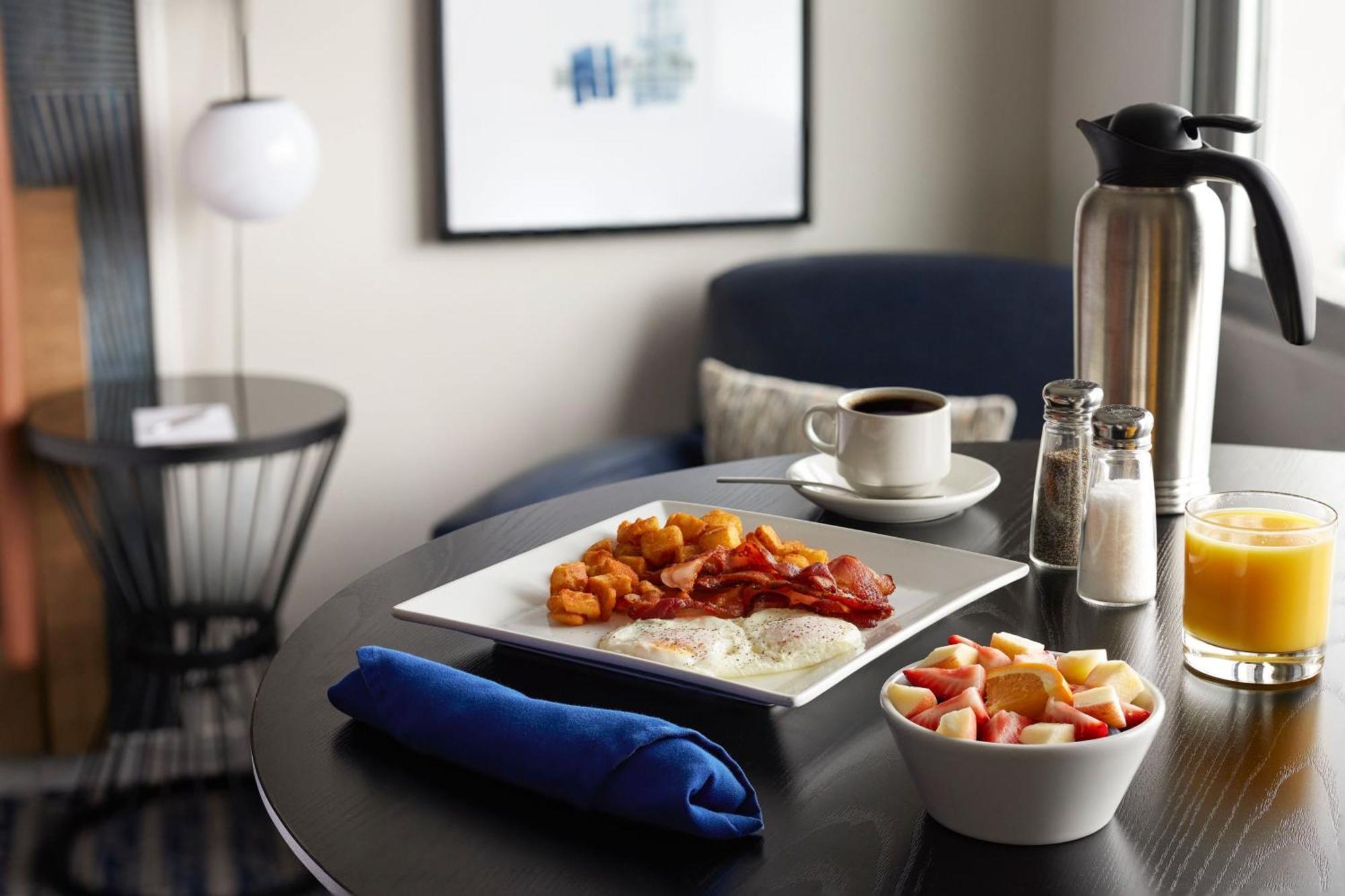 Hotel Sheraton Bayfront 4*