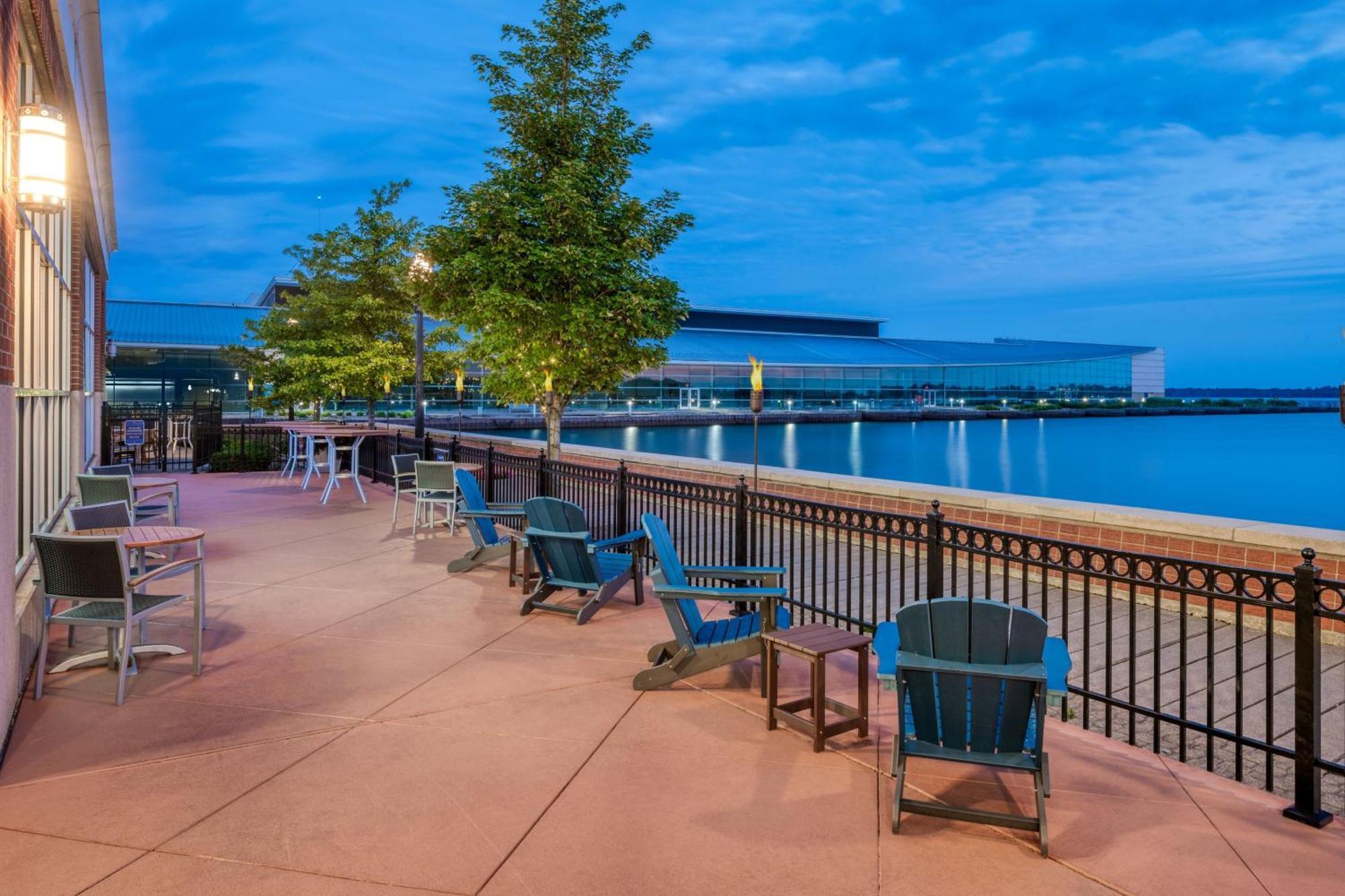 Sheraton Bayfront