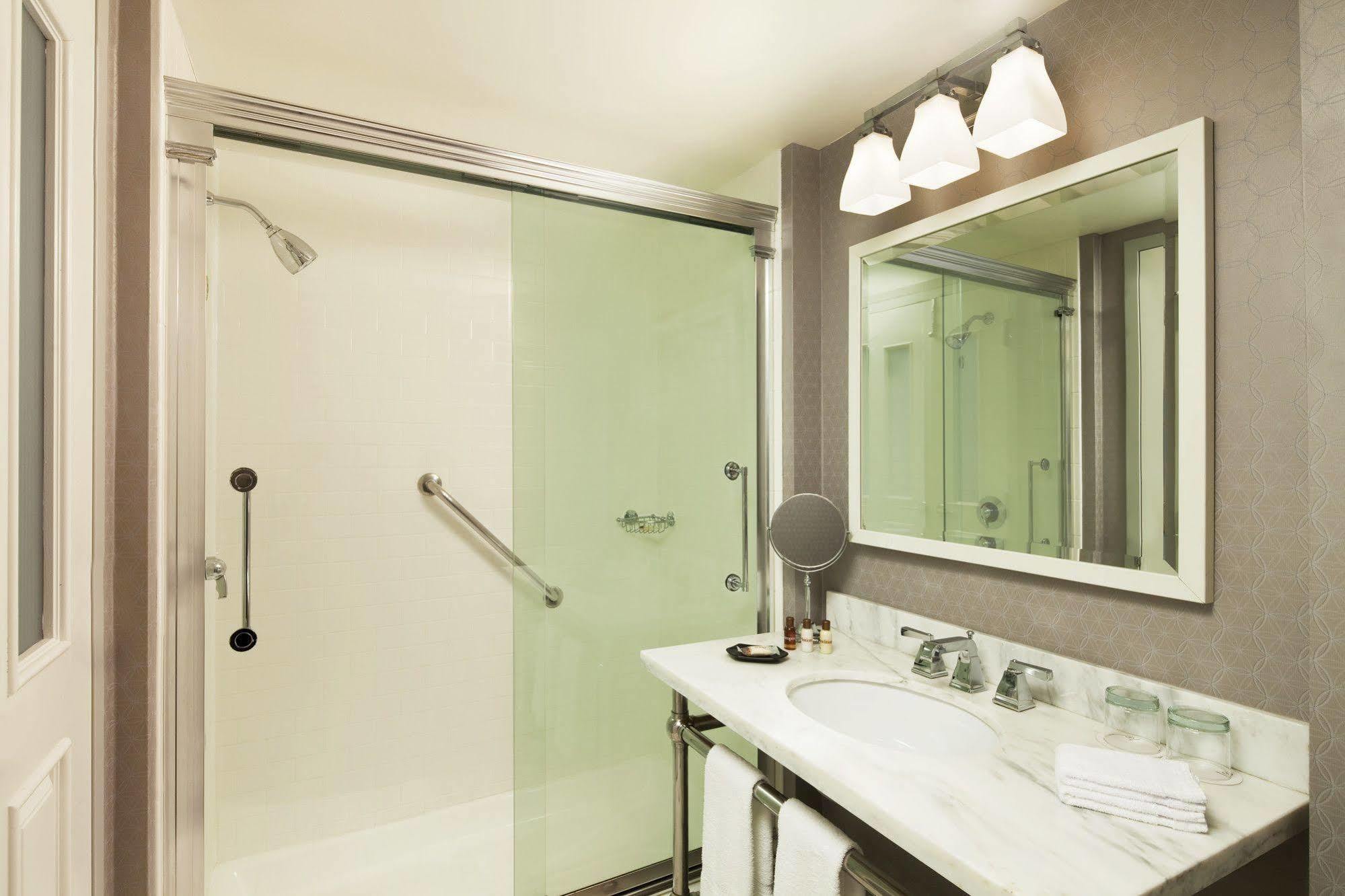 Sheraton Bayfront Hotel Erie